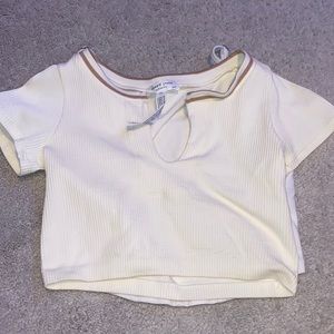 Cropped tee